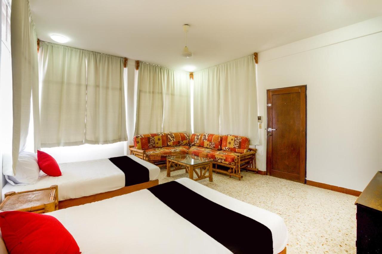 Hotel Adelita Zihuatanejo Zewnętrze zdjęcie